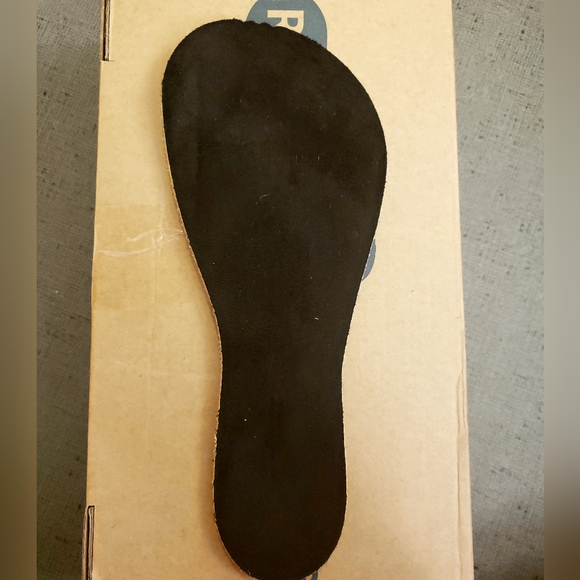 Realfoot Natural Runner 2 All Black - Picture 13 of 13